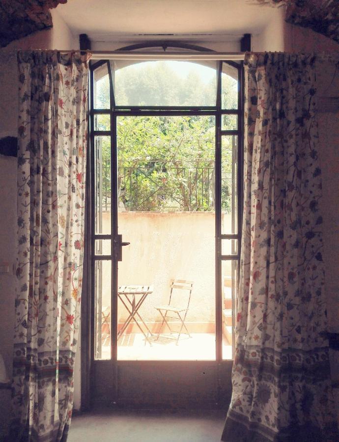 Bouganville คาตาเนีย ภายนอก รูปภาพ